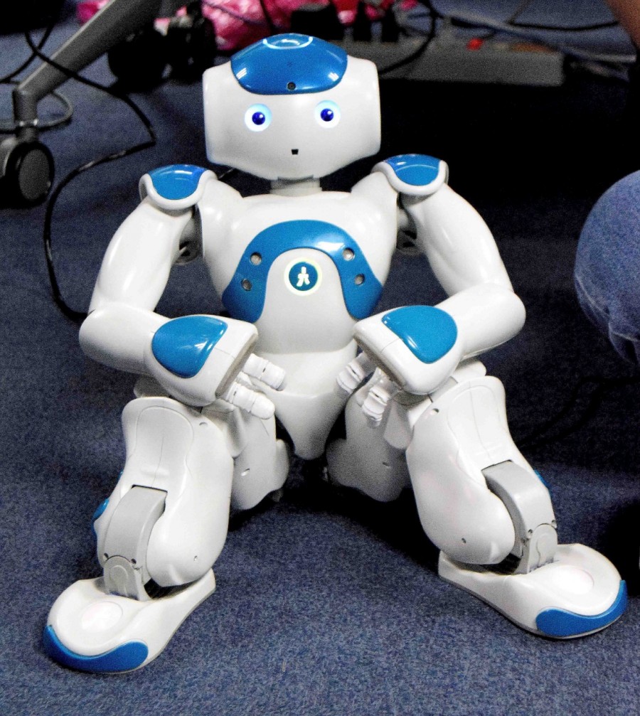 Robot que replica movimientos humanos