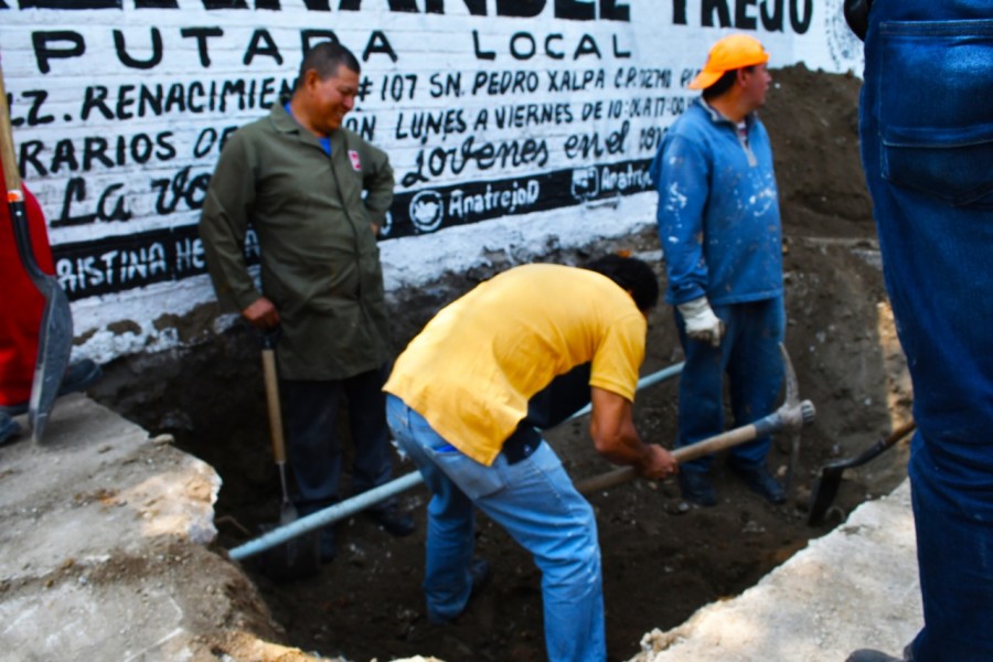 Clausura alcaldía Azcapotzalco túnel de huachicol en el panteón Santa Lucía