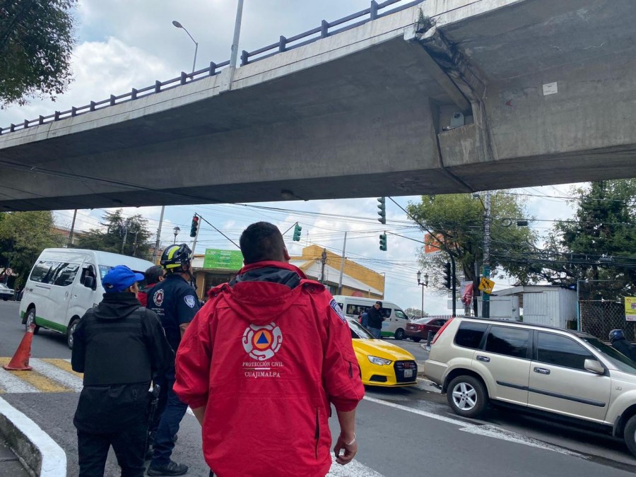 Tras sismo, Adrián Rubalcava atiende afectación en puente Yaqui