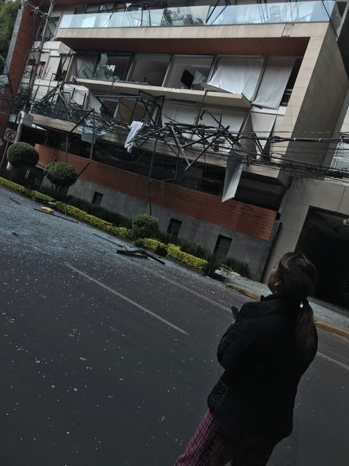Explosión por fuga de gas en Av. Coyoacán