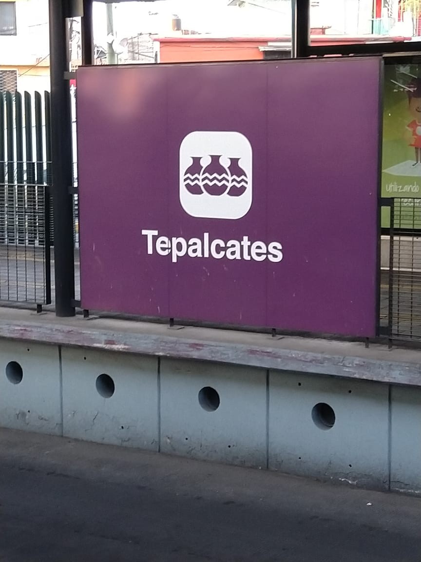 Aceptan usuarios nuevas medidas de Metrobús