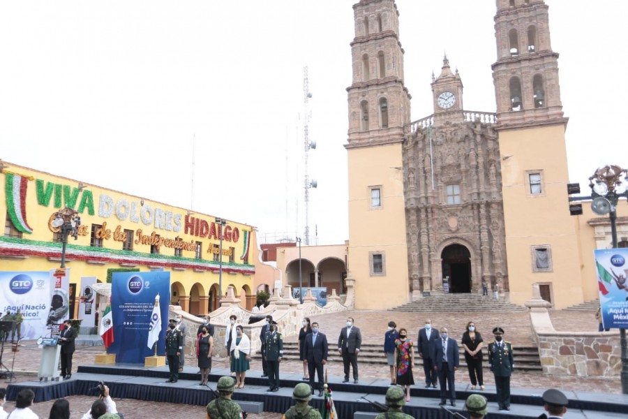 Llama Rodríguez Vallejo a luchar por un nuevo federalismo en México