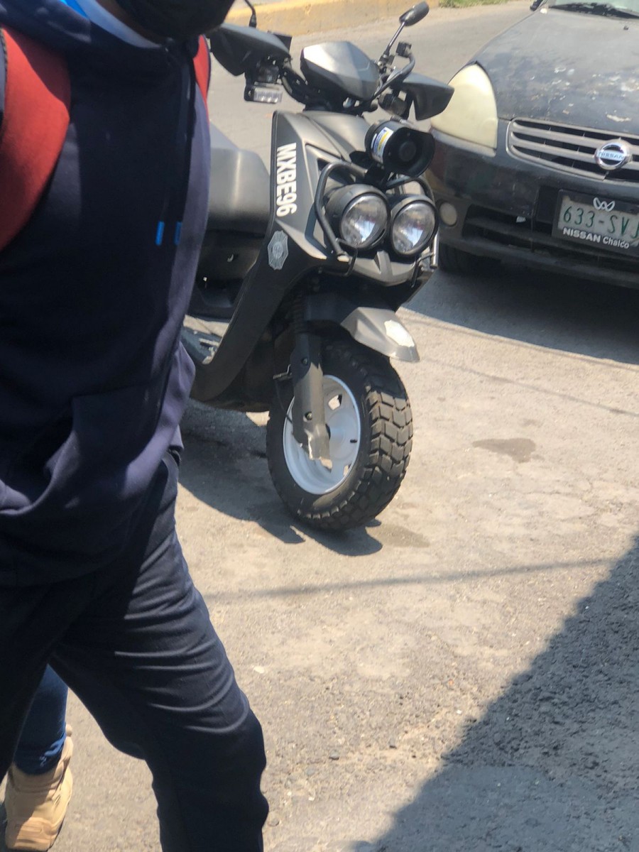 Dejan inconsciente a alumno del Conalep 2 Iztapalapa; vecinos ayudan, policía observa y ambulancia no llega