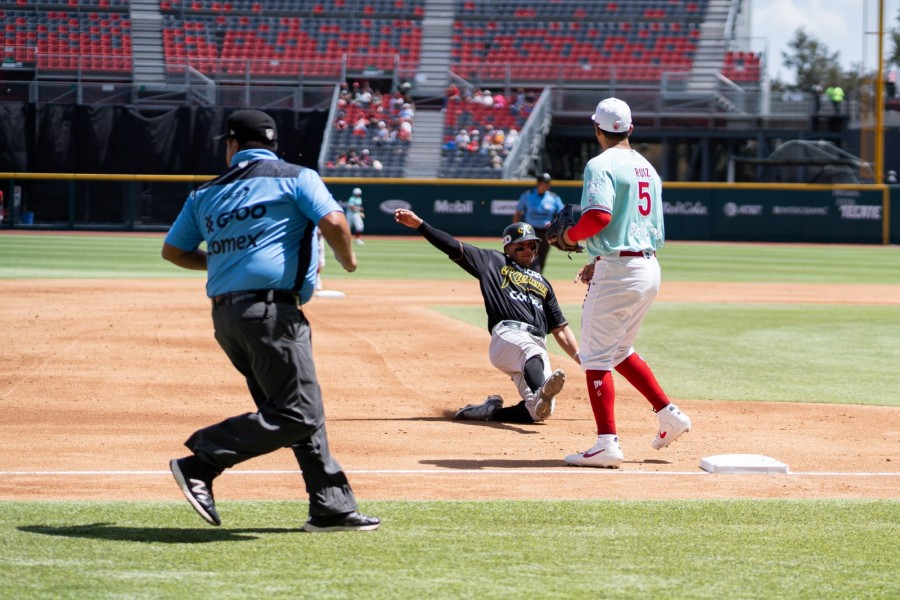 Rieleros se quedan tendidos y Diablos asegura serie en la capital