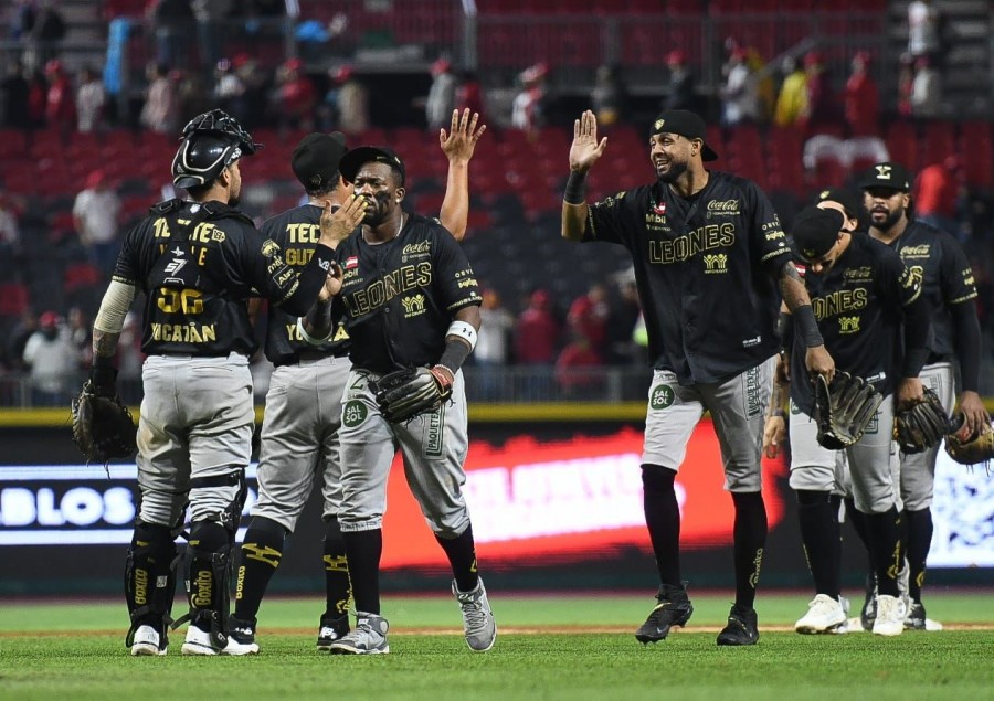 Leones de Yucat&aacute;n empata la serie por el campeonato de la zona sur
