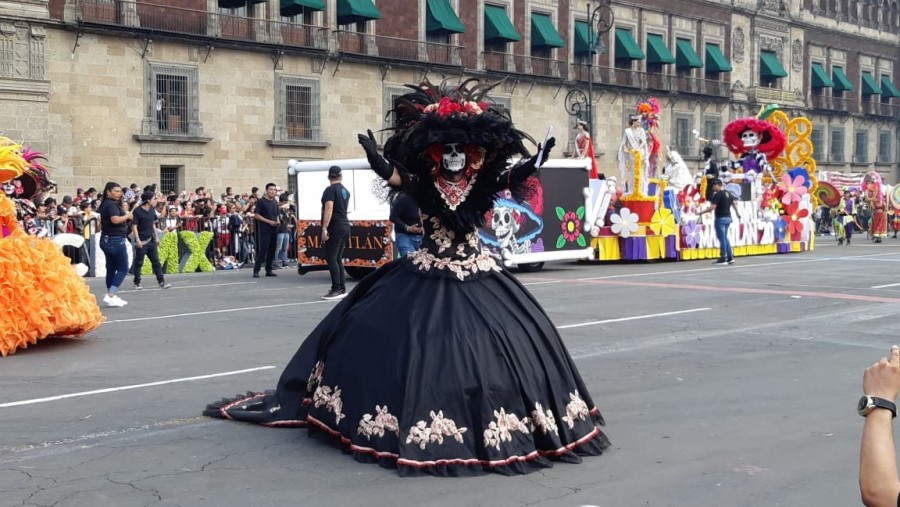 Se lleva a cabo el Desfile Internacional del Día de Muertos en la CDMX