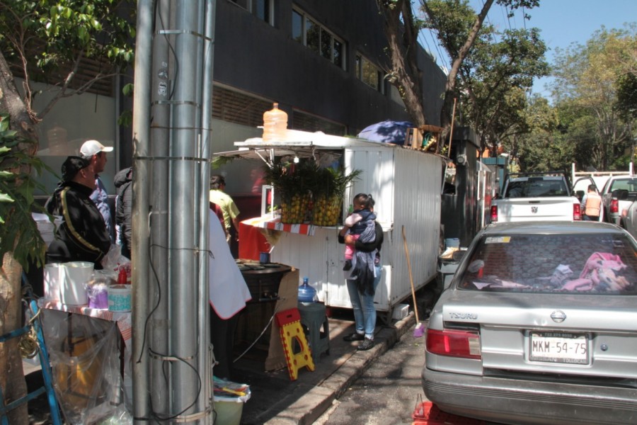 Se lleva a cabo operativo para recuperar espacios públicos en la Alcaldía Benito Juárez