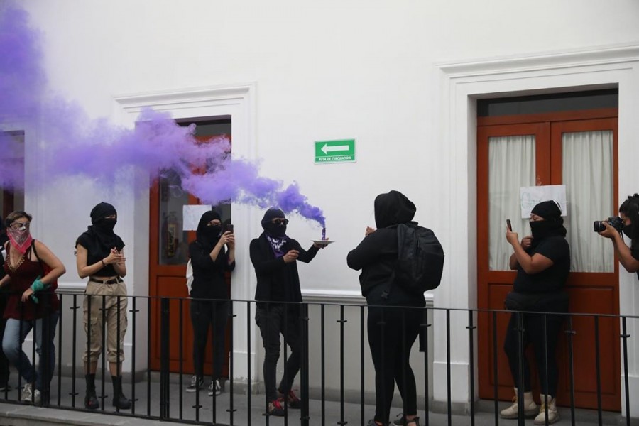 CNDH seguirá tomada; feministas dicen que es una acción ?okupa?