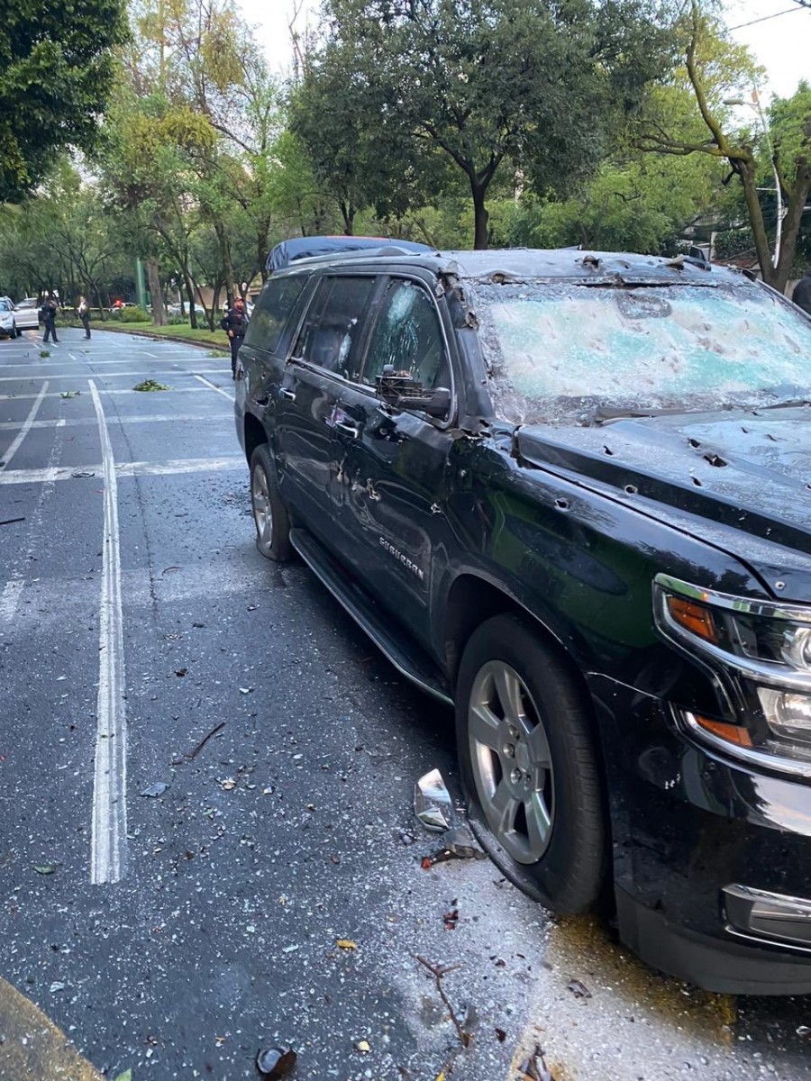 Así quedó la camioneta de García Harfuch tras el atentado