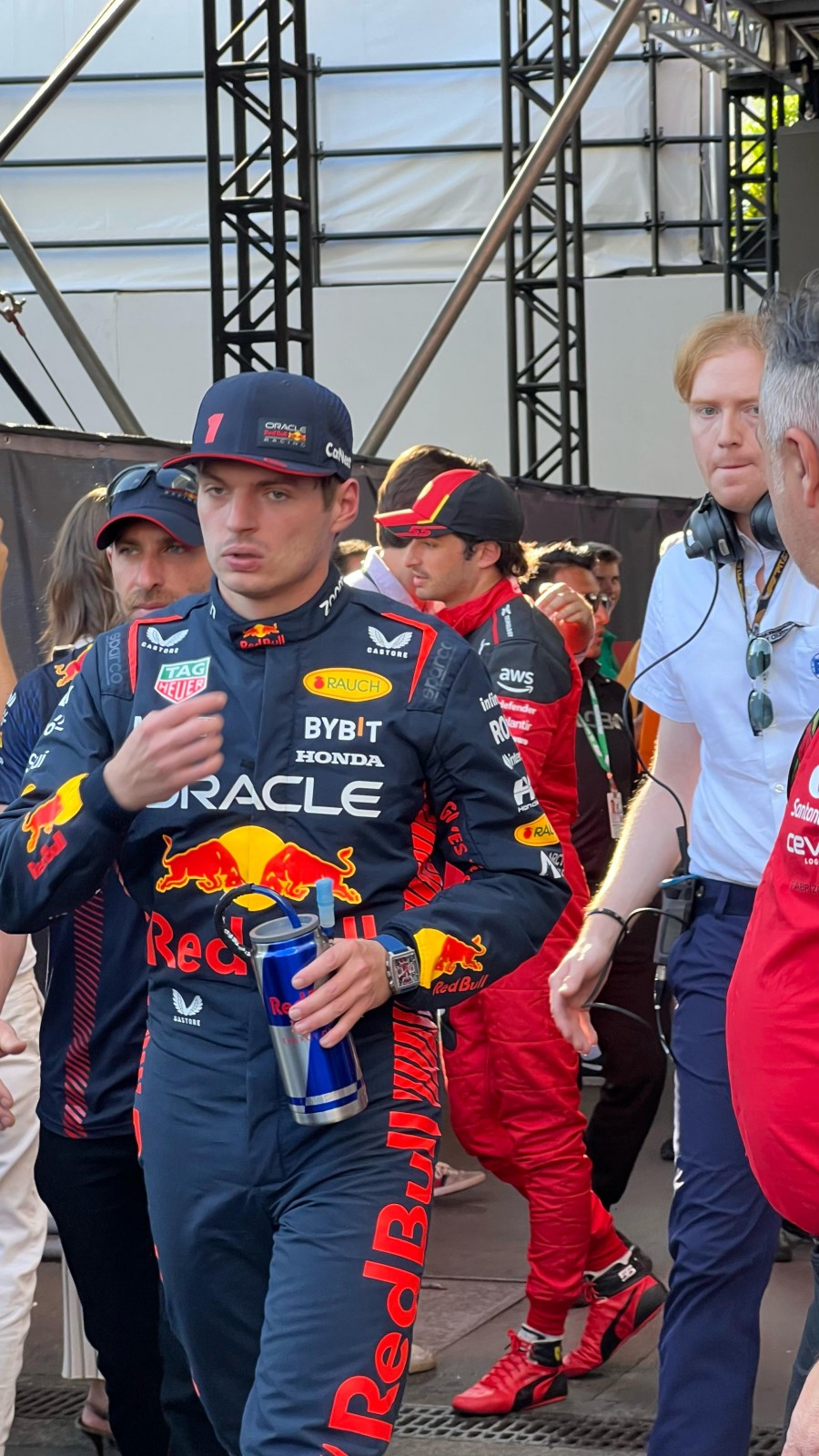 Leclerc le arrebata la pole position a Verstappen y pone presión a Red Bull en carrera principal del GP México