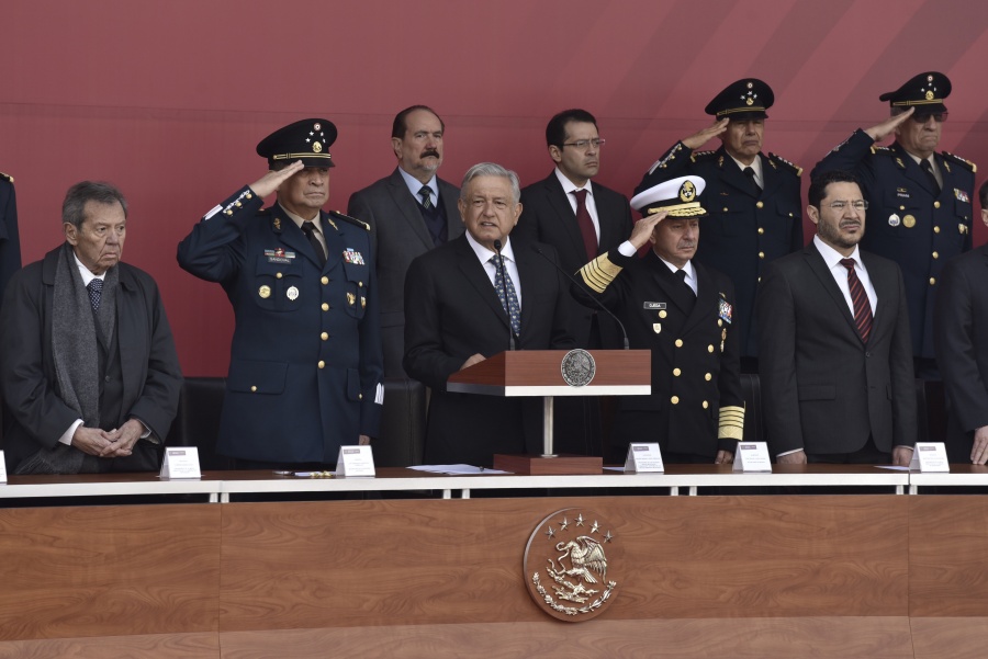 AMLO encabeza el 106 aniversario de la Marcha de la Lealtad