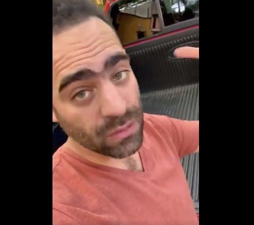 Arturo Islas denuncia robo afuera de su hogar ContraRéplica Noticias