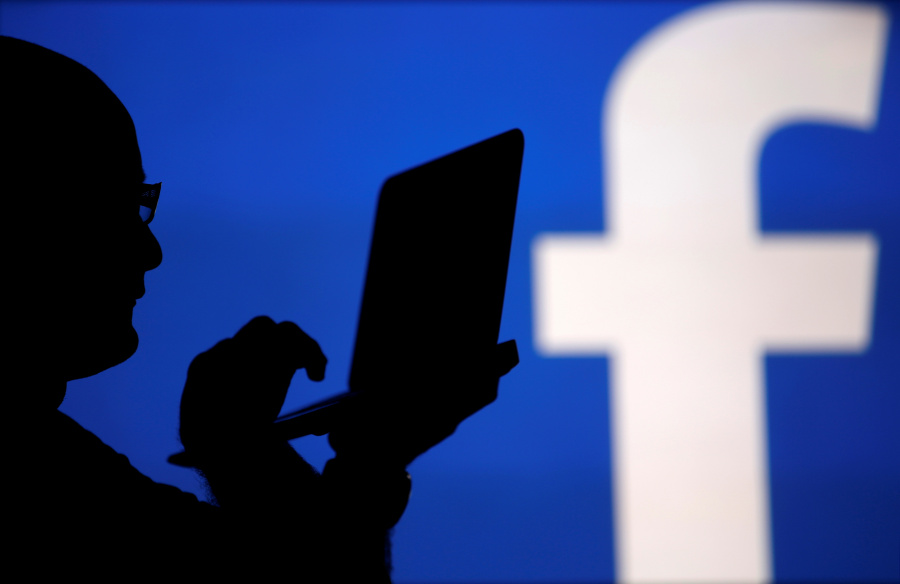 Usuarios reportan caída de Facebook