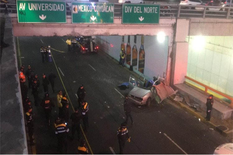 Choque en Calzada de Tlalpan deja dos muertos