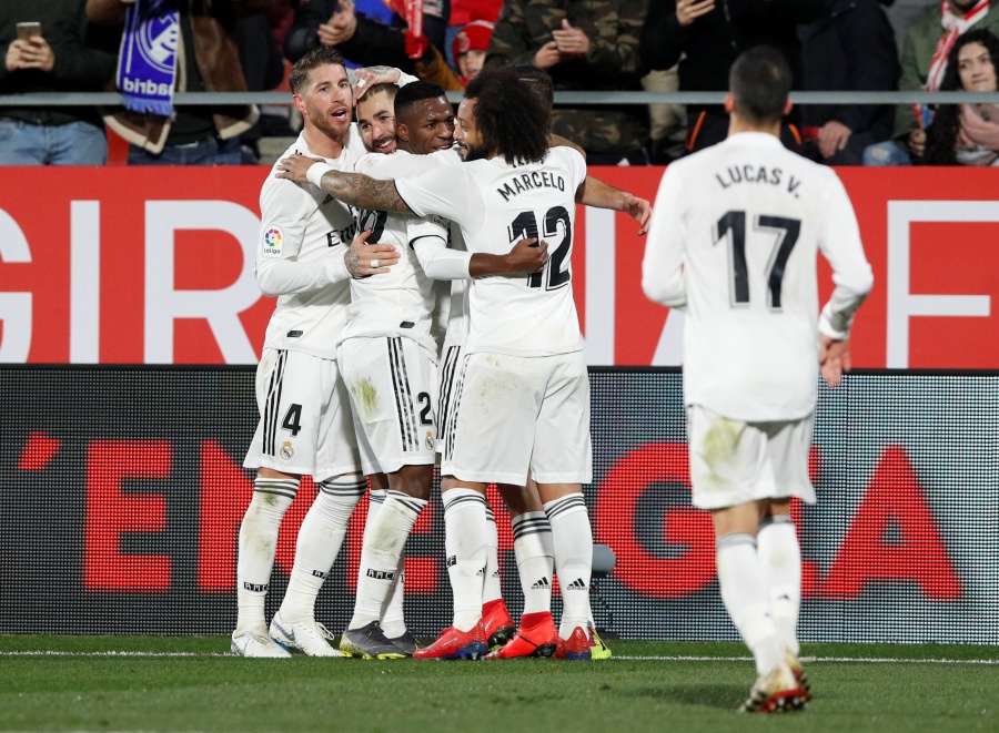 Benzema lleva al Real Madrid a las semifinales de la Copa del Rey