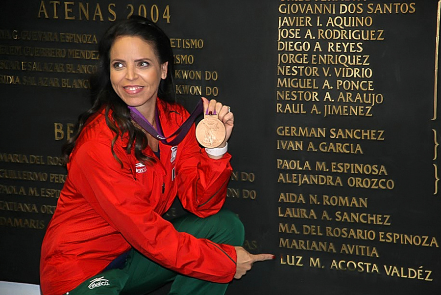 Después de seis años, Luz Acosta recibe medalla olímpica de Londres 2012