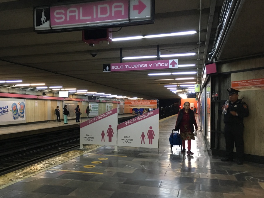 Caen dos por acoso en las instalaciones del Metro