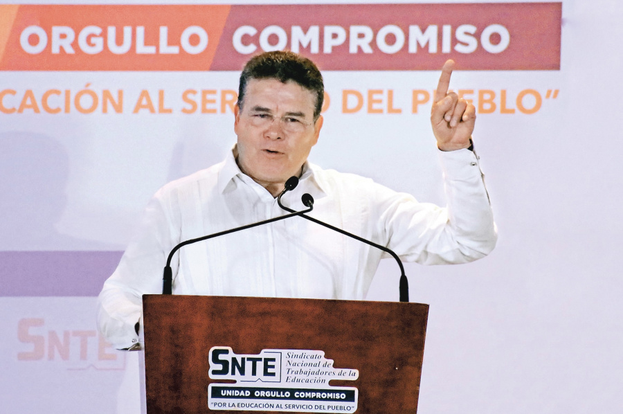 SNTE dice que trabaja por México