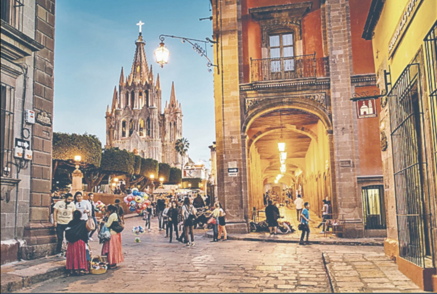 Resaltan patrimonio de San Miguel de Allende