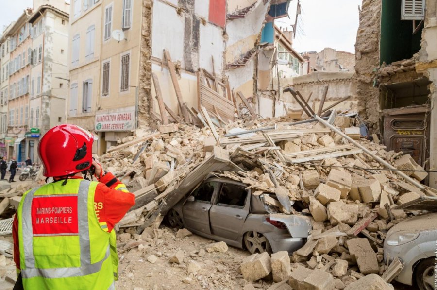 Colapsan dos edificios en Marsella; reportan al menos dos heridos