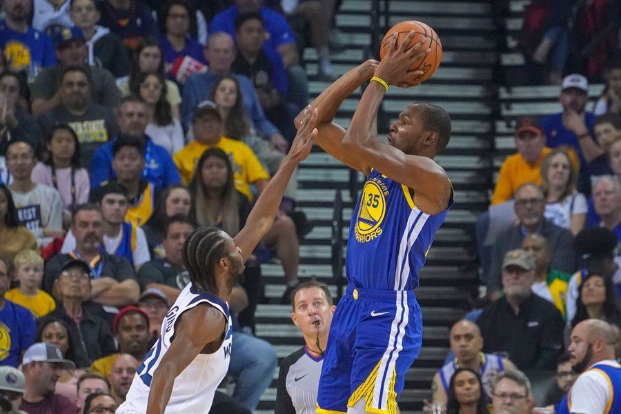 Warriors vence a Timberwolves, 116-99