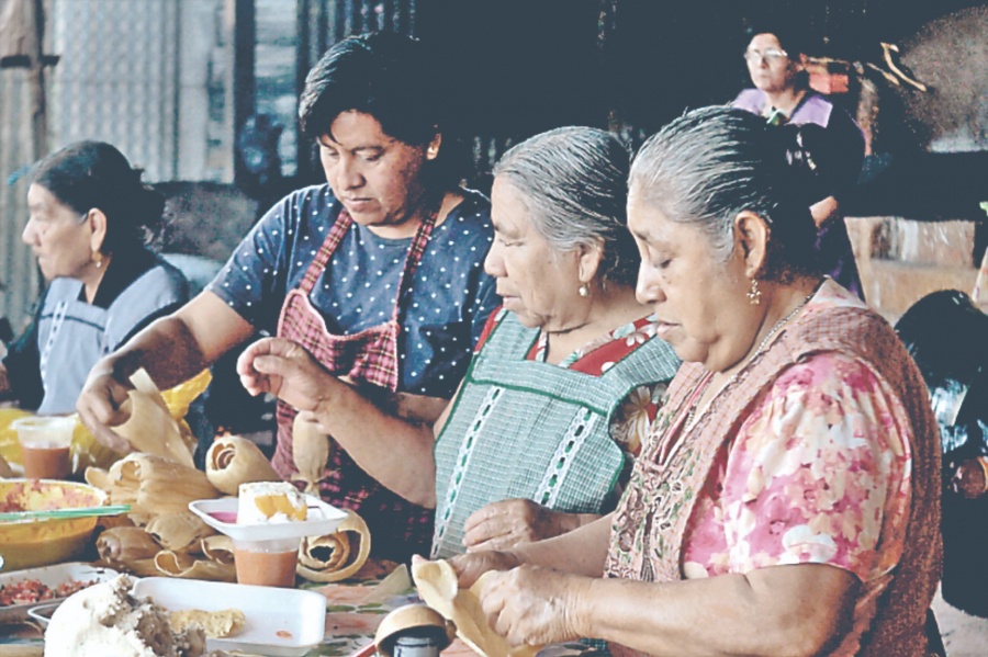 Primer puente largo empuja al comercio