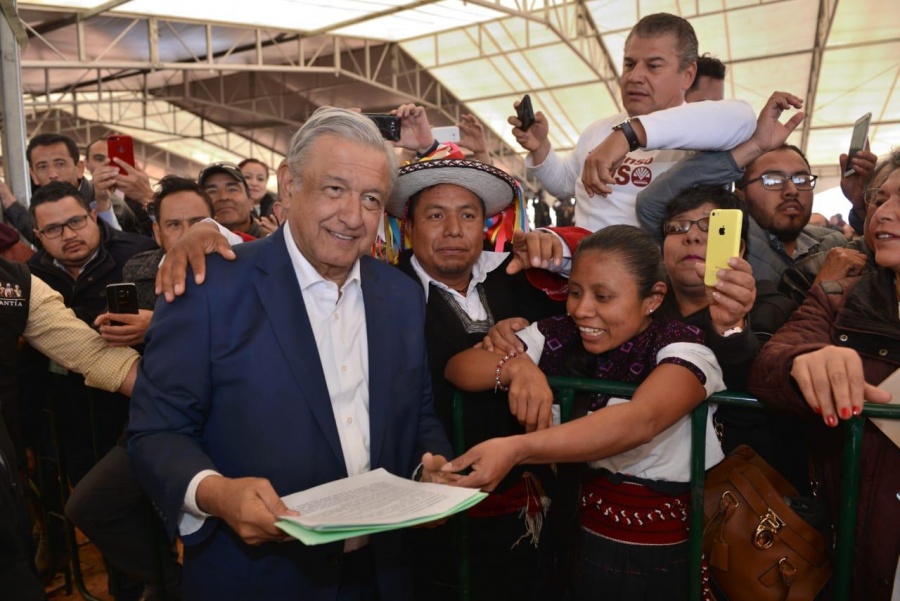 AMLO presenta programa de Canasta Básica en San Luis Potosí