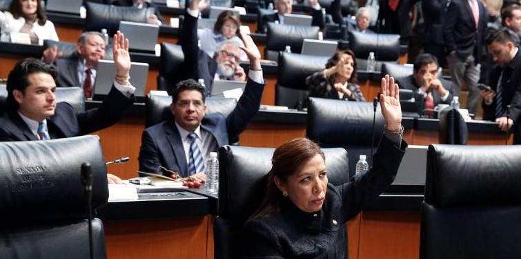 Senadores reconsideran recorte presupuestal a estancias infantiles