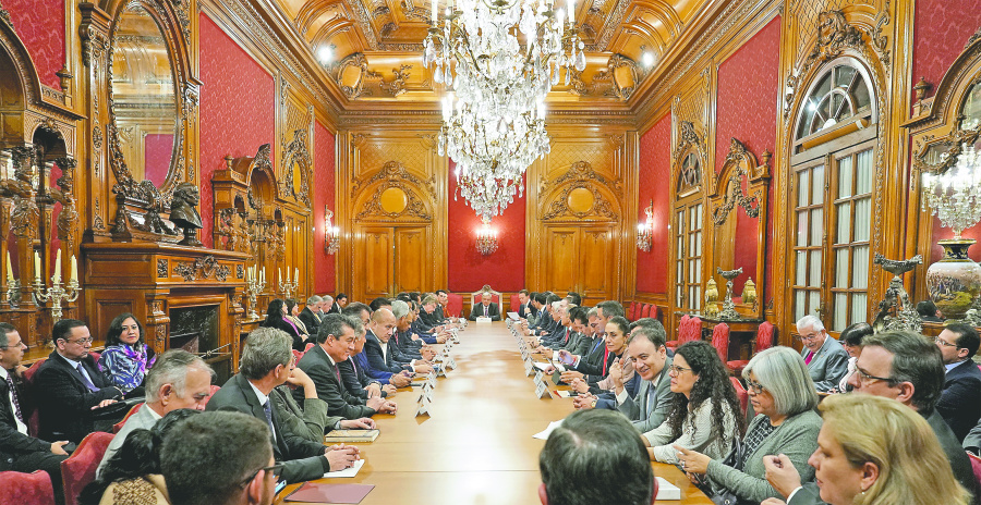 Cede AMLO seguridad a los gobernadores