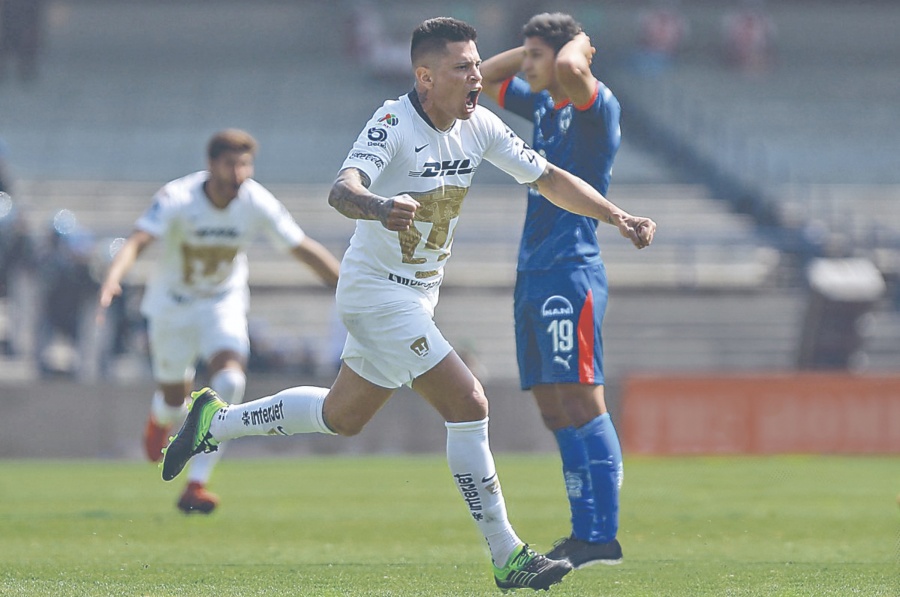 Pumas logra empate ante Rayados, con uno menos