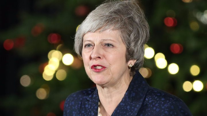 Theresa May salva su liderazgo