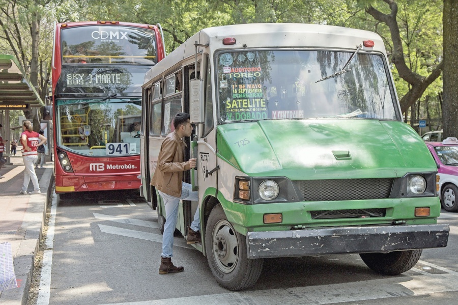 Metrobús apuesta por quitar viejas prácticas en transporte