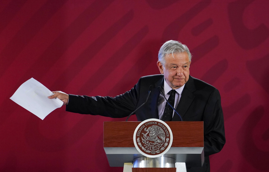 México importó 300, 000 barriles de crudo en diciembre: AMLO