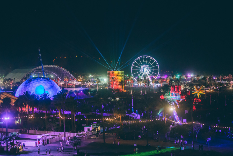 Destacan Mon Laferte, Javiera Mena y Los Tucanes de Tijuana en cartel de Coachella