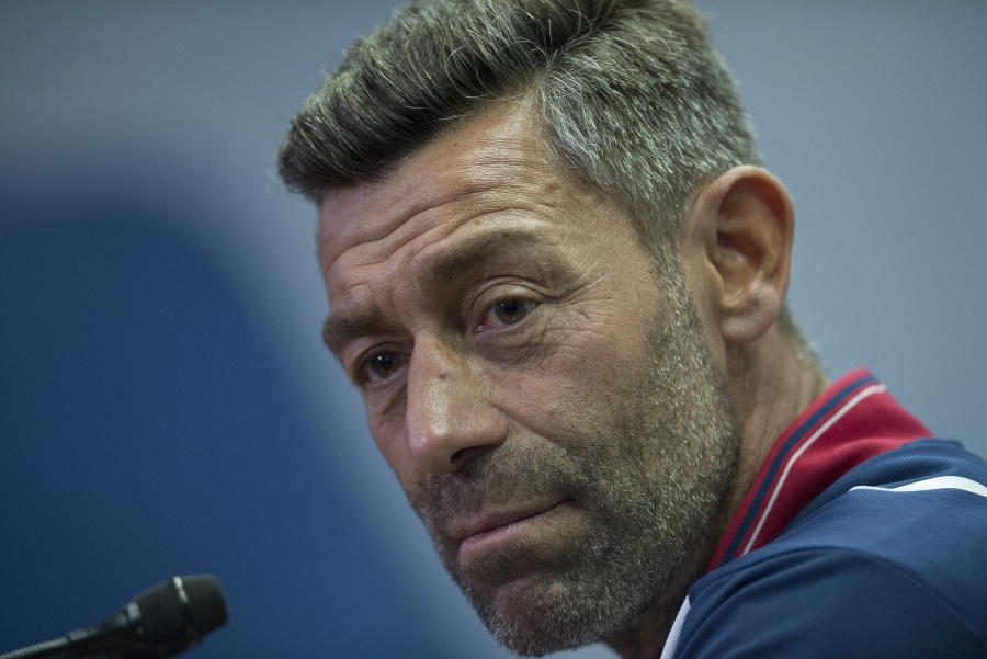 Caixinha da voto de confianza a Guillermo Allison