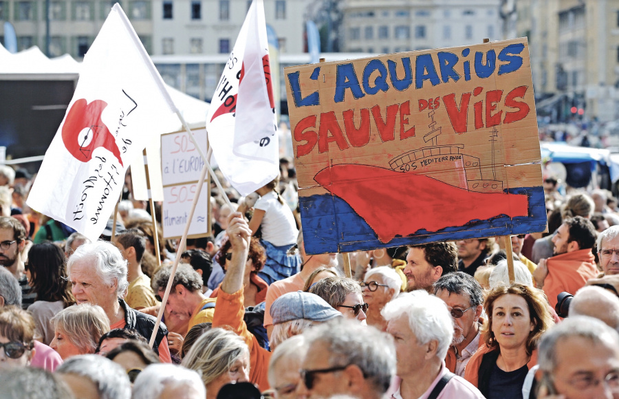 Salvini toma barco que salvó a 20 mil migrantes