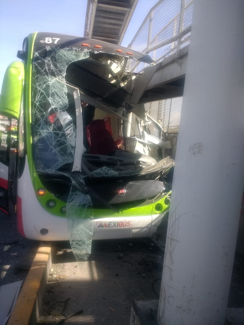 Accidente de Mexibús deja al menos 22 lesionados