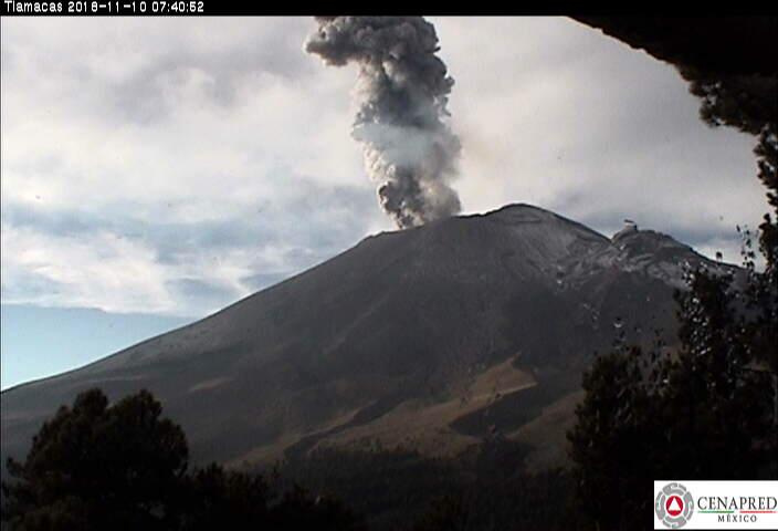 Explosión en el volcán Popocatépetl