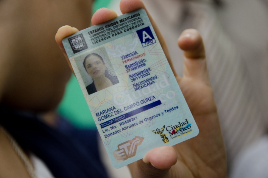 Buscan endurecer normas para otorgar licencias de conducir
