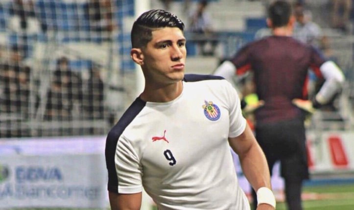 Rayados cerca de concretar el fichaje de Alan Pulido