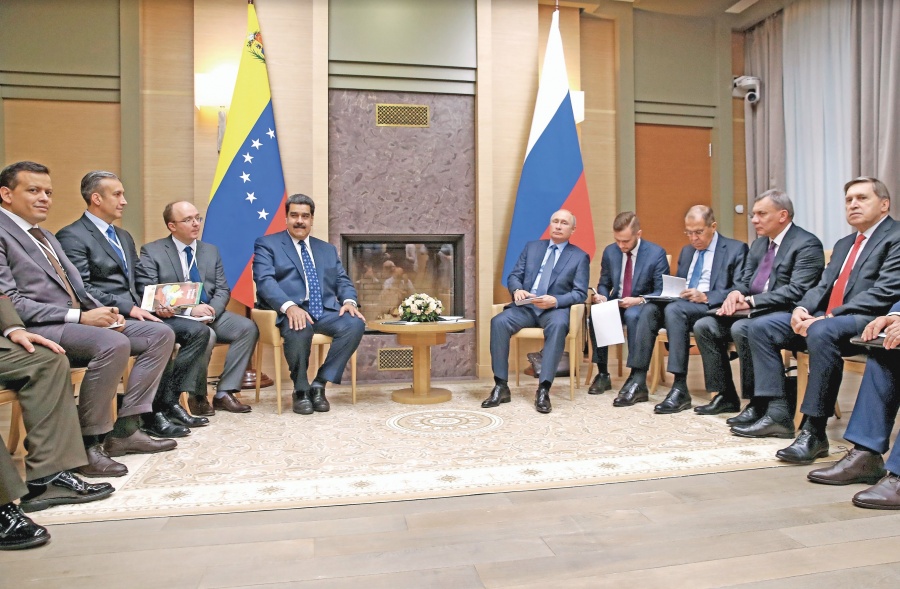 Maduro le da a Putin derecho de explotar 2 yacimientos gasíferos