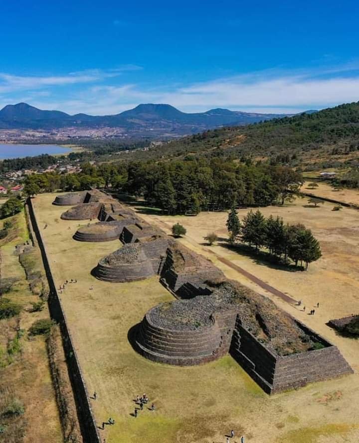 Pueblo Mágico Tzintzuntzan, Michoacán