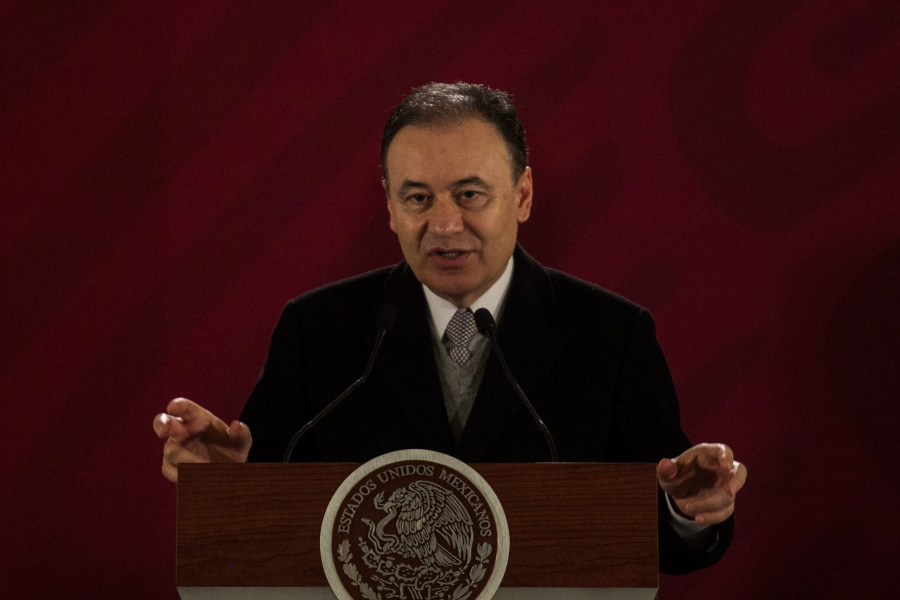 Investigan 16 empresas ligadas con el huchicoleo, anuncia Durazo